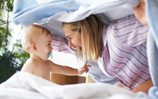 Wachzeiten beim Baby: Wachphasen von 0 bis 12 Monaten als Tabelle